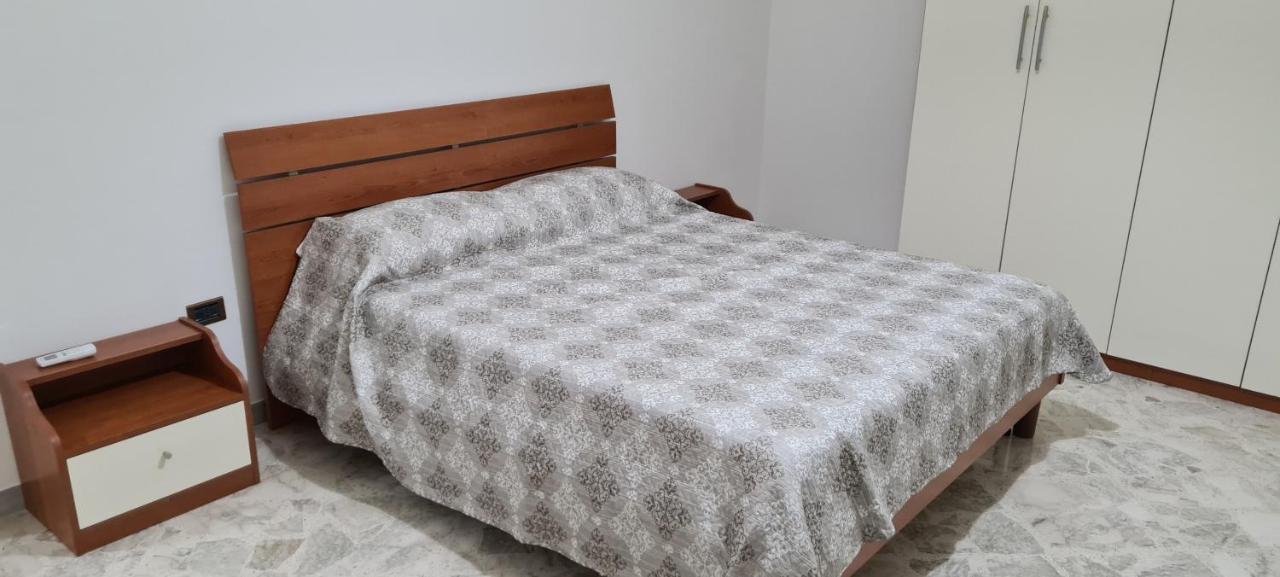 Jajo Apartment Бриндизи Екстериор снимка